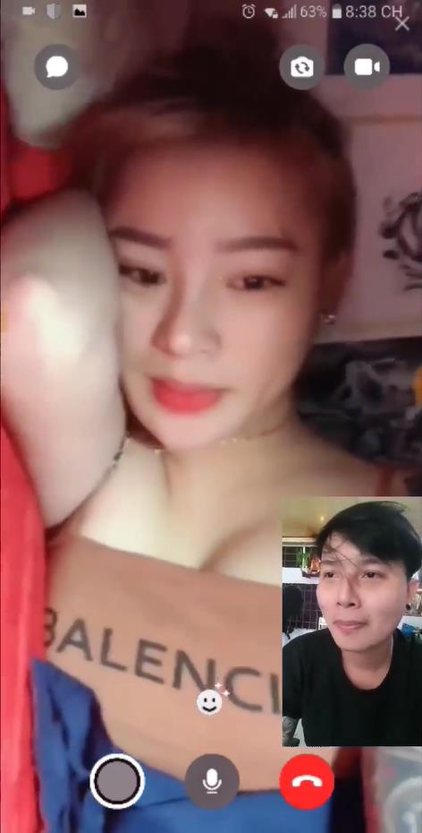 越南妹给男友视频通话,一直摇晃。感觉男友头上有点绿-分享吧